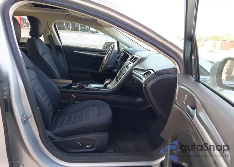 2016 Ford Fusion Se z USA, uszkodzony, nr VIN 3FA6P0H79GR358625